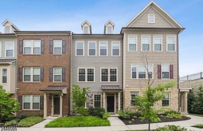 Building Photo - 4 Braeburn Ct
