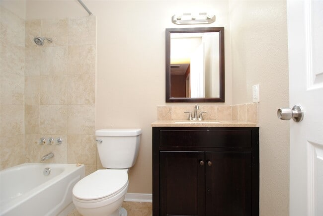 Building Photo - 7853 Fuqua St