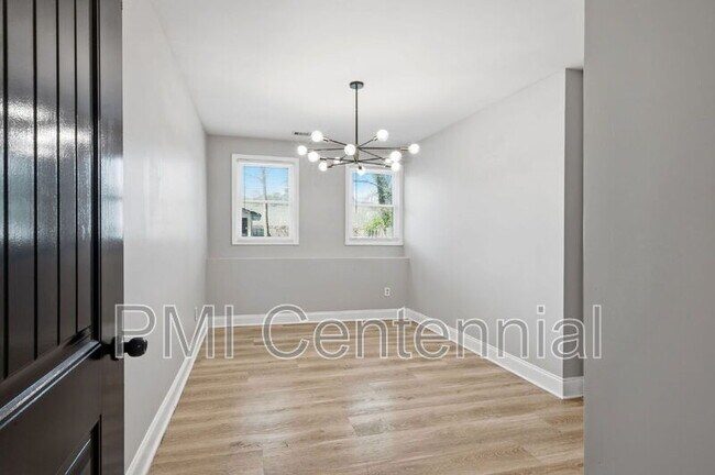 Building Photo - 562 Gary Rd NW