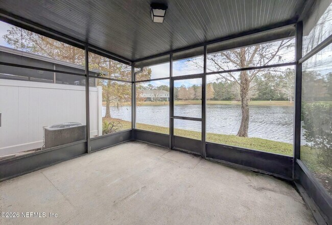 Building Photo - 5792 Sandstone Way