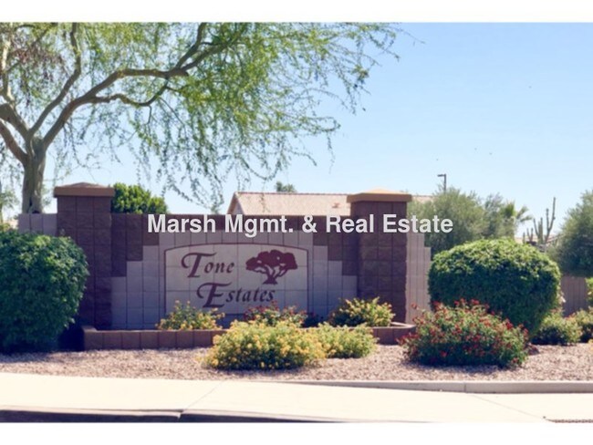 Primary Photo - Very nice 3 bedroom home in Gilbert!