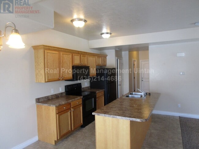 Building Photo - 205 E 1100 S