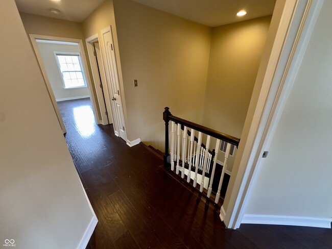 Building Photo - 9094 Demarest Dr