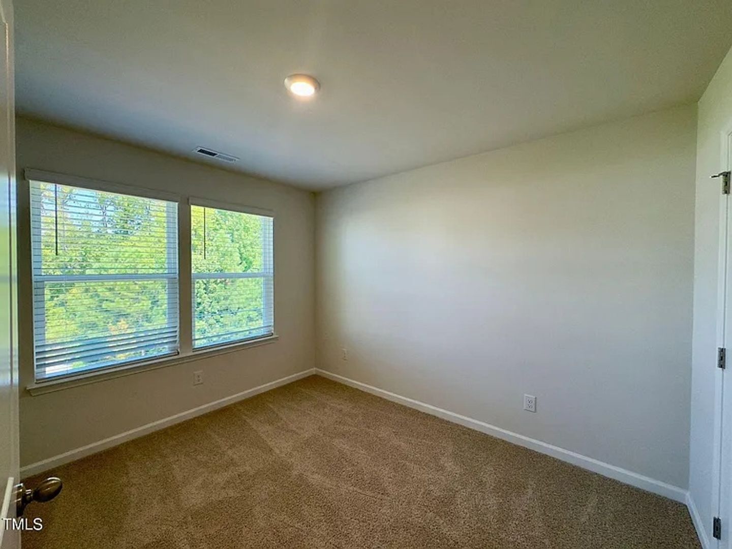 Building Photo - 1823 Hinesley Dr