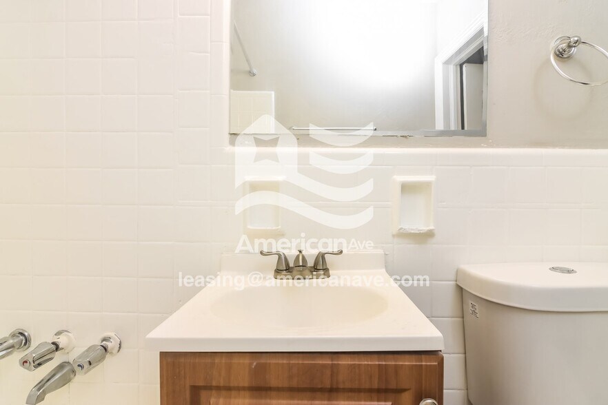 Building Photo - 2331 7th St