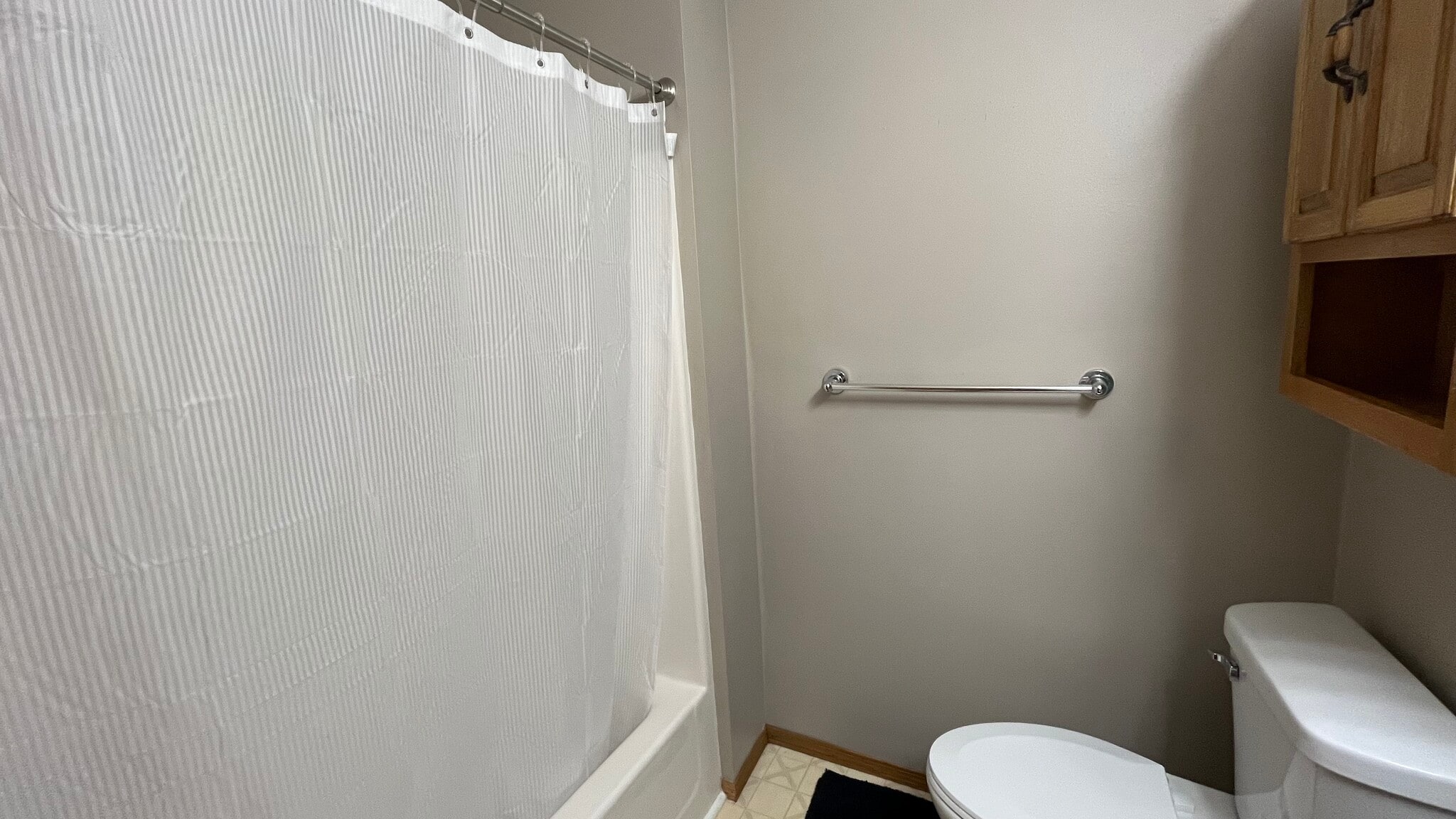 Bathroom (2nd floor) - 2204 S Holt Ave