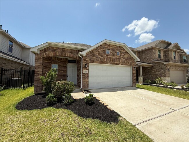 Building Photo - 445 Aurora Creek Ln