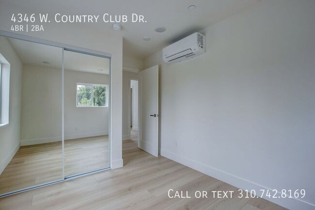 Building Photo - 4346 Country Club Dr