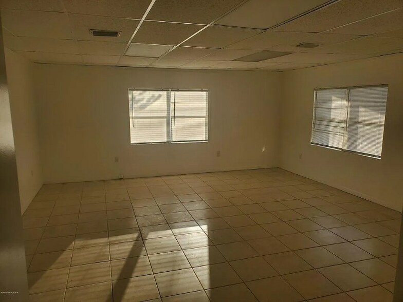Building Photo - 504 N Georgia Ave