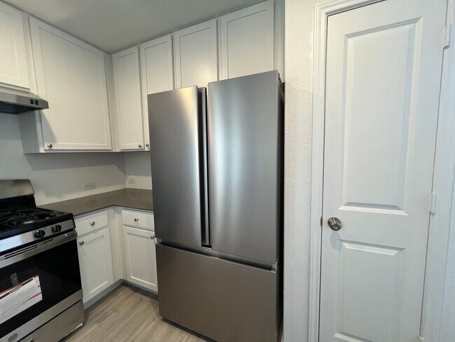 Building Photo - Charming 3/2 Home in Navarro Ranch