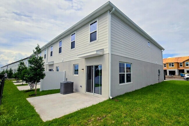 Building Photo - 15712 SW Morgan St