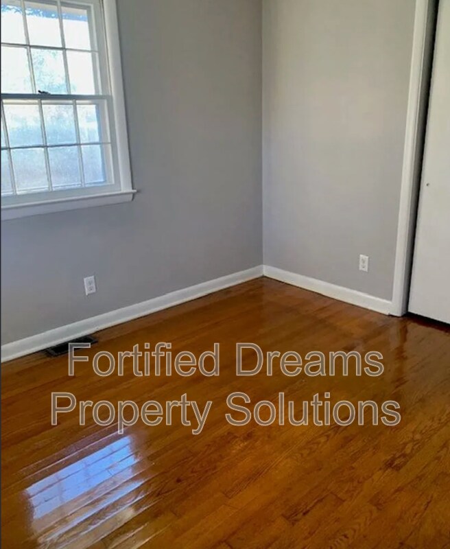 Building Photo - 1801 W Cone Blvd