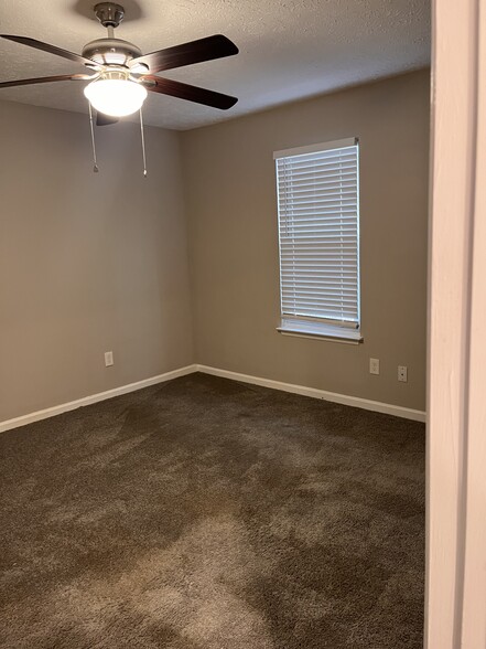Building Photo - 1799 Timber Valley Way SE