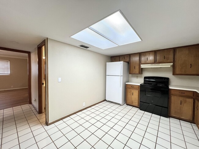 Building Photo - 5113 13th St