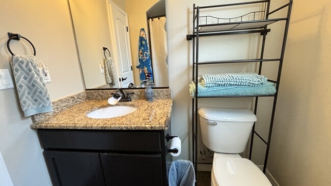 Building Photo - 2148 Honour Point Pl