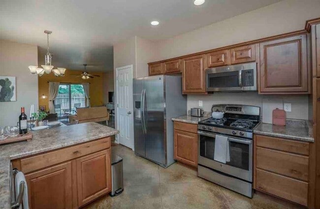 Building Photo - Adorable Two Bedroom House in Diamond Valley