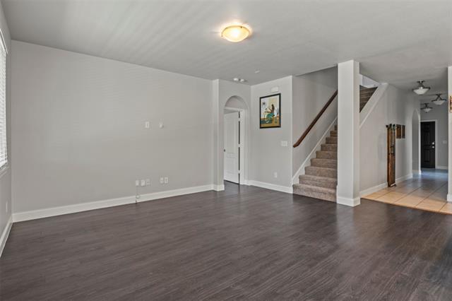 Building Photo - 1017 Chatsworth Dr