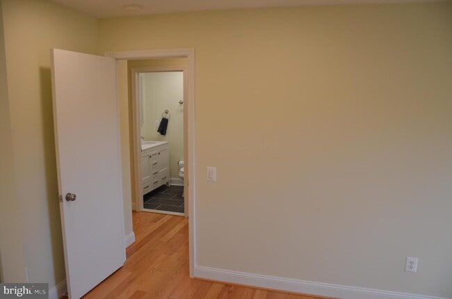 Building Photo - 9012 Paddock Ln