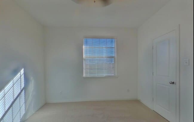 Building Photo - Beautifully Renovated 4-Bedroom Home with Premium Finishes