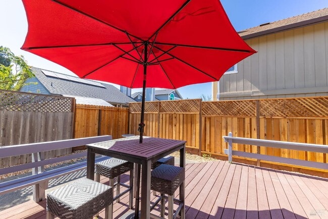 Building Photo - 1424 Dandelion Way