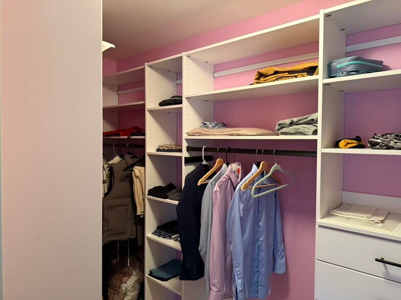 Building Photo - 2972 Kildare Ln