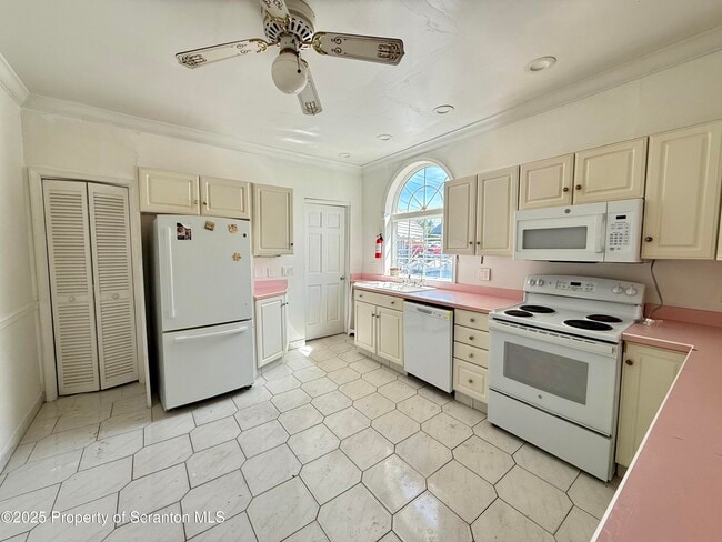 Building Photo - 201 Pittston Ave