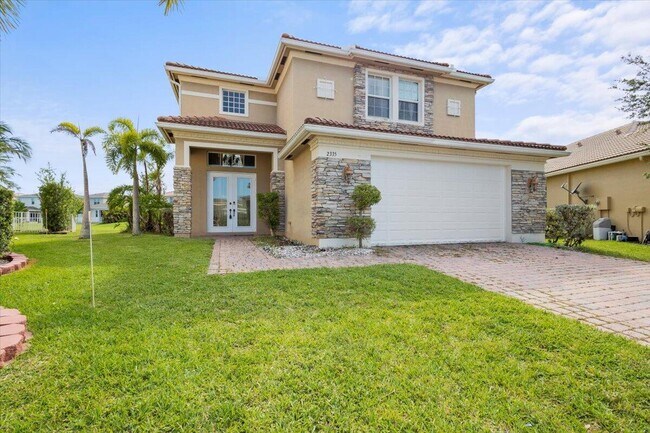 Primary Photo - 2335 NW Via Della Ct