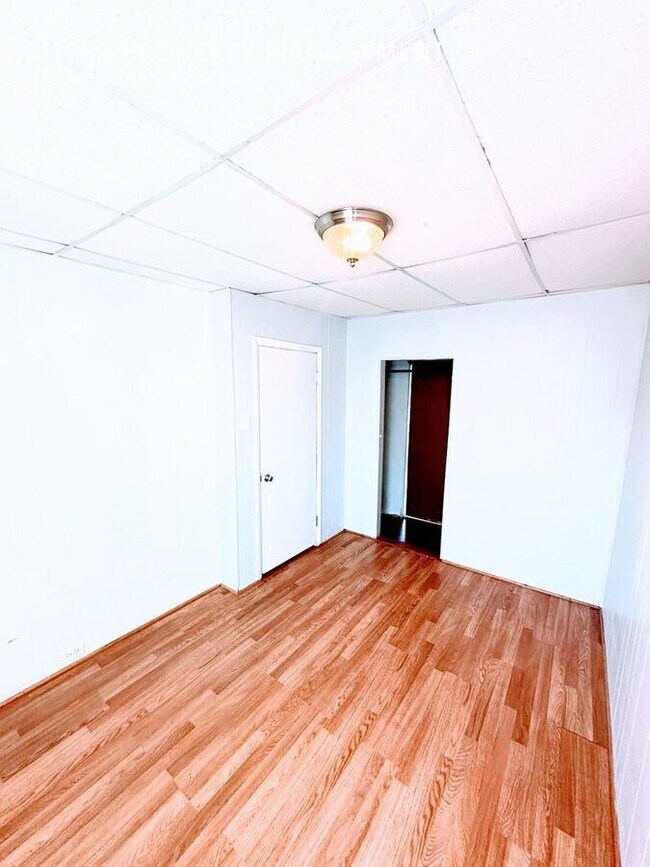 Building Photo - 3523 Braddock St