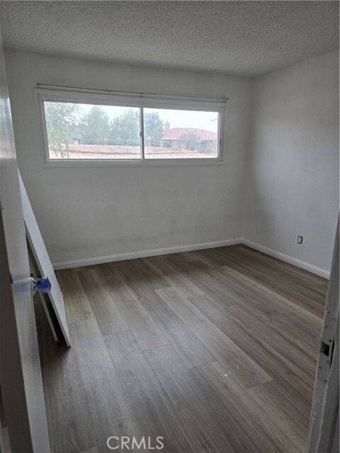 Building Photo - 11742 Jacaranda Ave