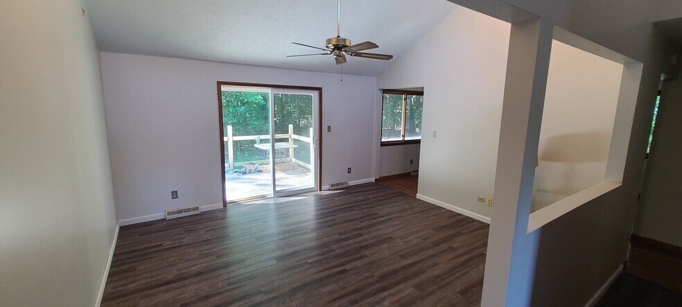 Building Photo - 2170 19 Mile Rd