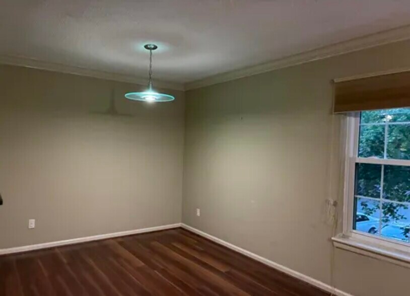 Building Photo - 2122 Montreat Cir