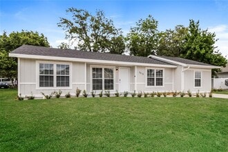 Building Photo - 3210 Shingler Terrace