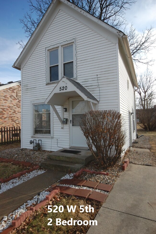 Building Photo - 520 W 5th St