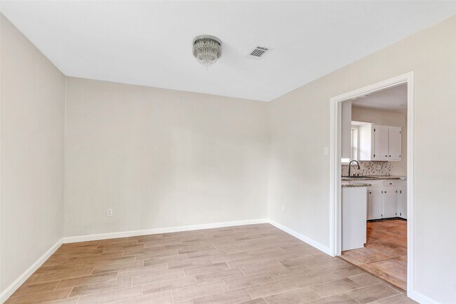 Building Photo - 1038 Cottage Oak Ln