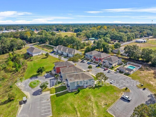 Building Photo - Arbor Lake Drive - 820