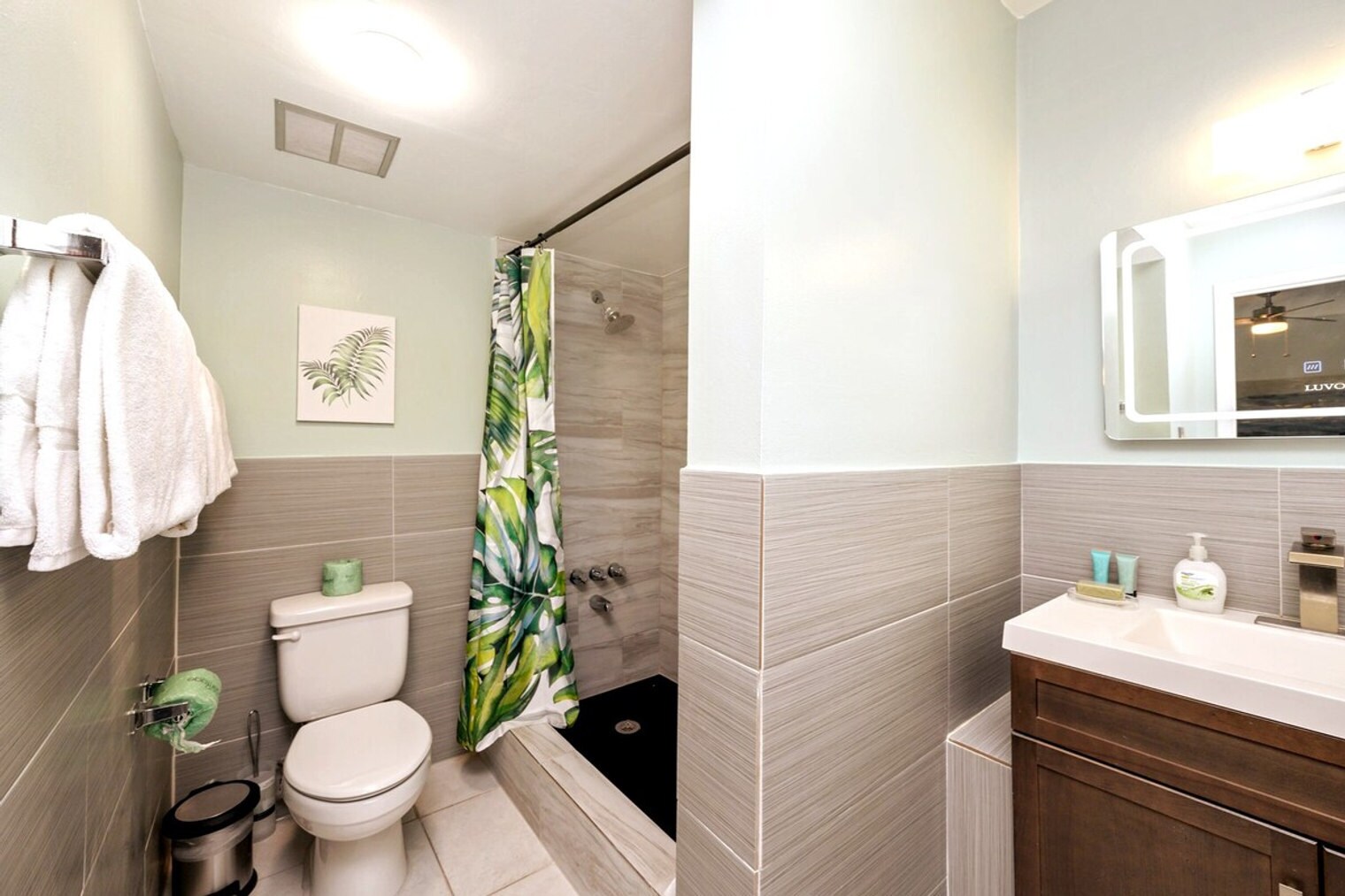 Building Photo - 4000 Gulf Terrace Dr