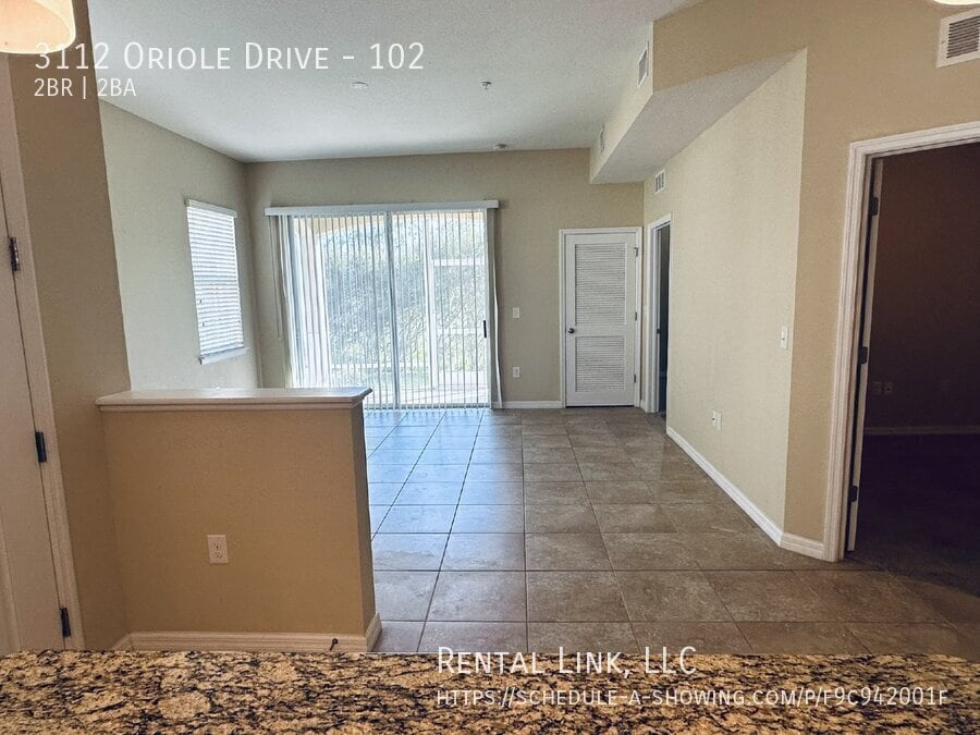 Building Photo - 3112 Oriole Dr