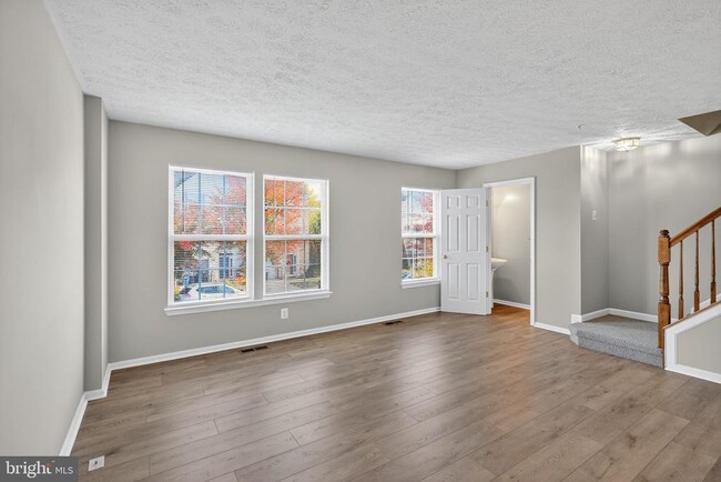 Building Photo - 9875 Decatur Rd