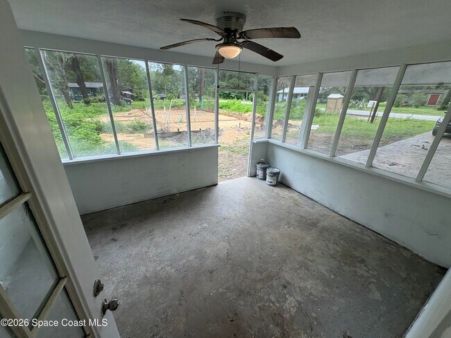 Building Photo - 20822 SW Marine Blvd