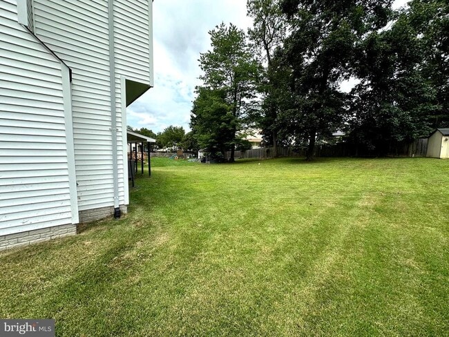 Building Photo - 2132 Robert Bowie Dr