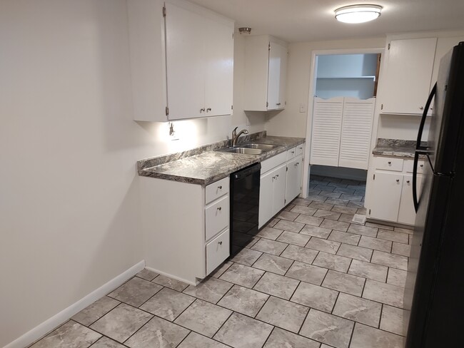 Building Photo - 11048 Orpha Rd