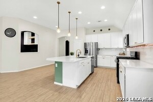 Building Photo - 445 Rosemellow St