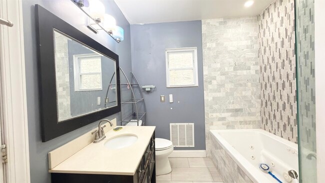 Building Photo - 6013 Buchanan Pl