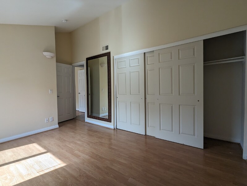 Building Photo - 2812 Camino Capistrano