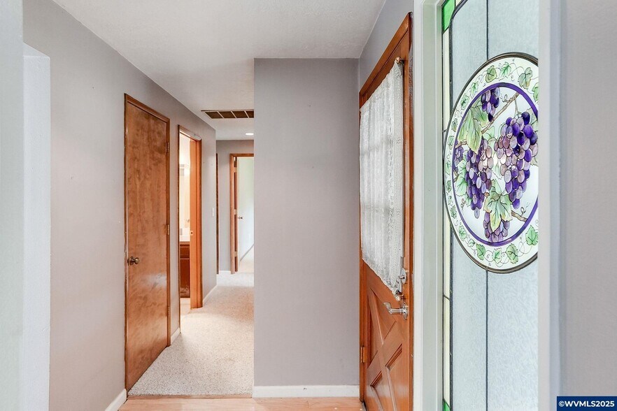 Building Photo - 2420 La Jolla Ct NW