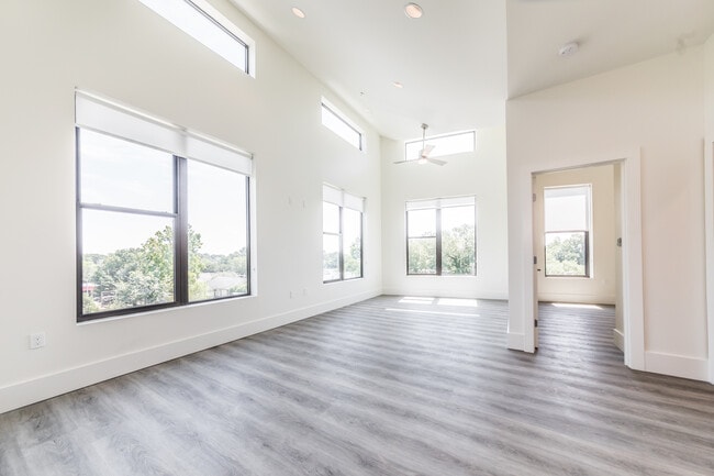 Building Photo - Vermilion Lofts