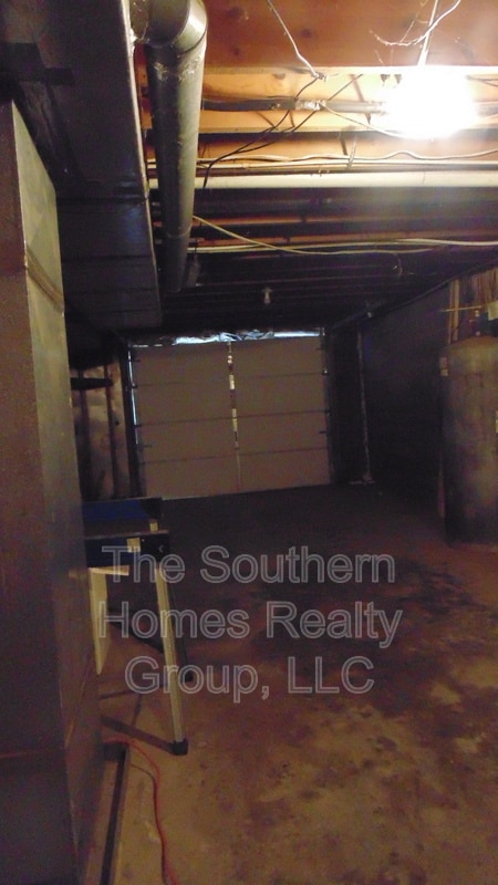 Building Photo - 381 Co Rd 775