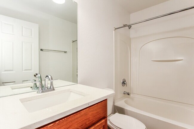 Building Photo - 25675 W Satellite Ln