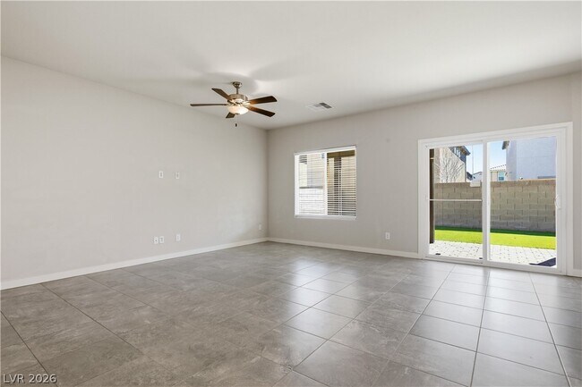 Building Photo - 3763 Corellia Ave