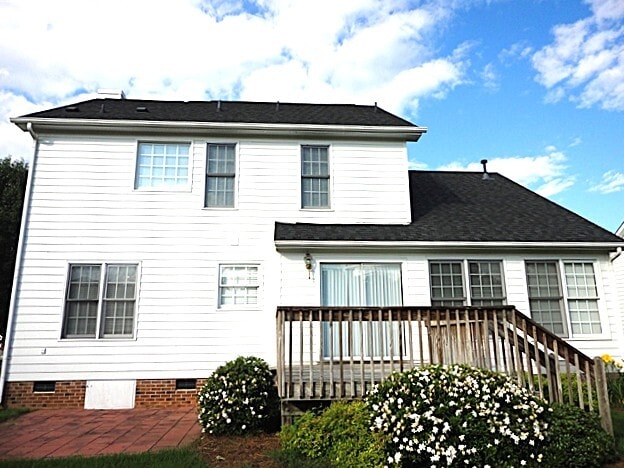 Building Photo - 2328 Water Lilly Way